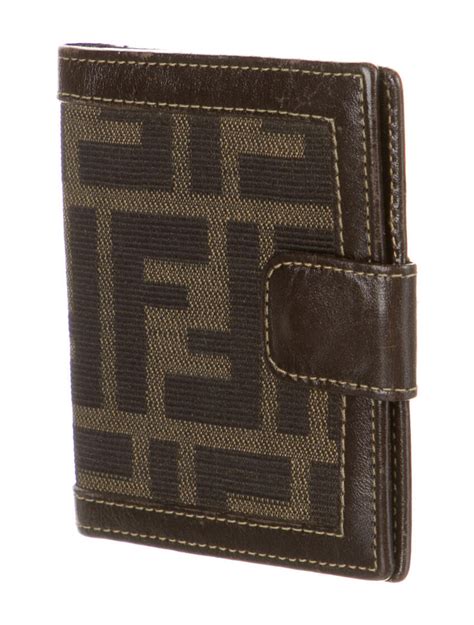 fendi imitataion wallets|fendi wallet price.